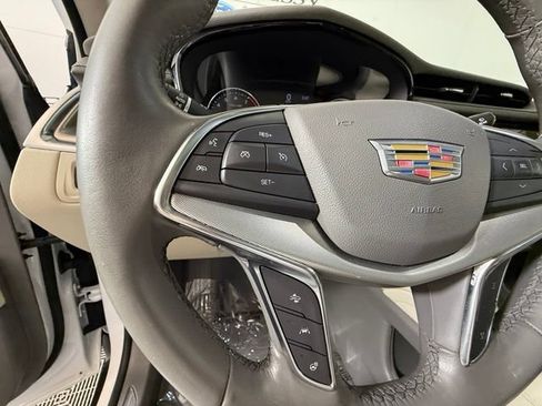 Used 2022 Cadillac XT5 Premium Luxury FWD image 20