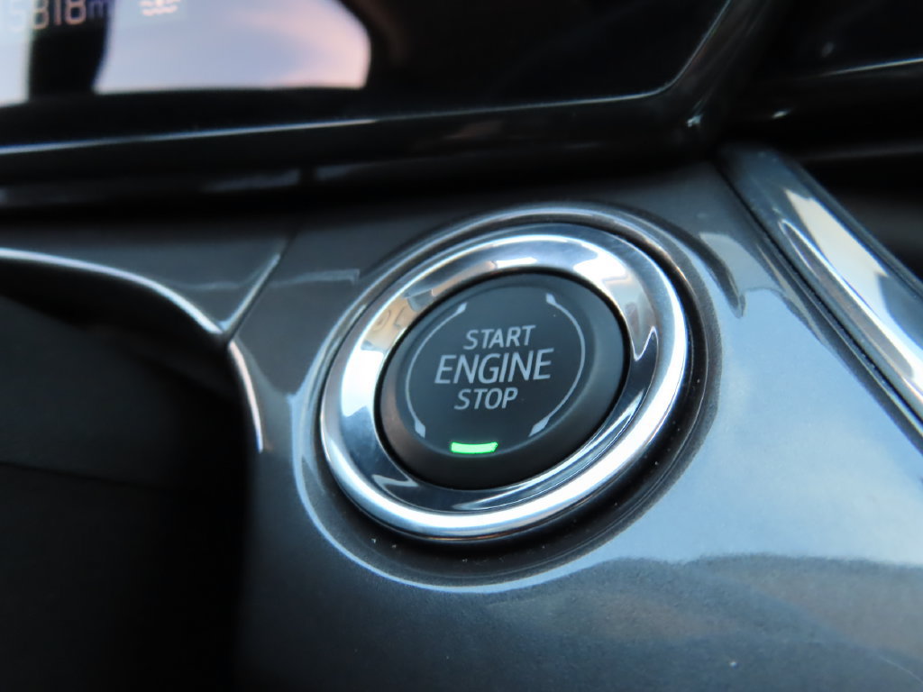Used 2025 Chevrolet Trax ACTIV w/ Driver Confidence Package FWD image 11