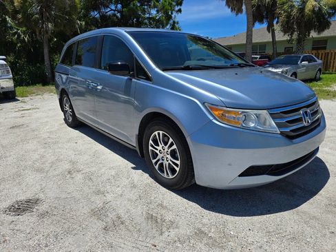 Used 2011 Honda Odyssey EX-L image 3