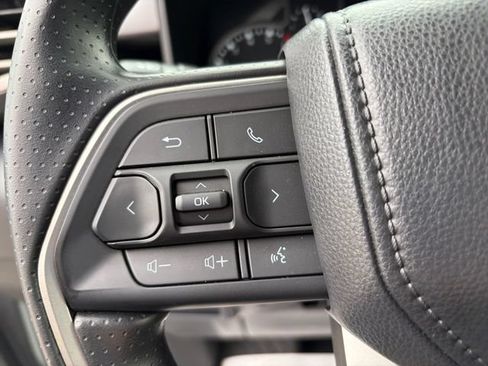 Used 2025 Toyota Tundra SR5 AWD/4WD image 27