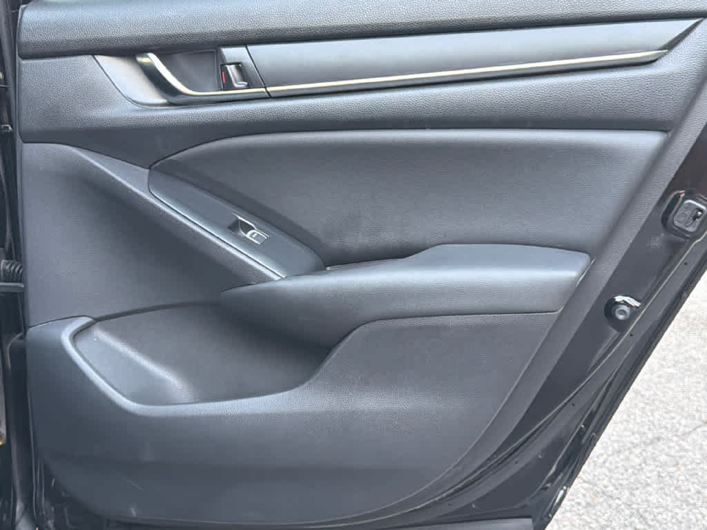 Used 2019 Honda Accord Sport image 16