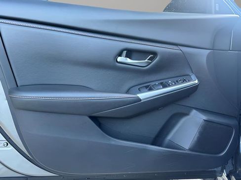 Used 2024 Nissan Sentra SR image 14