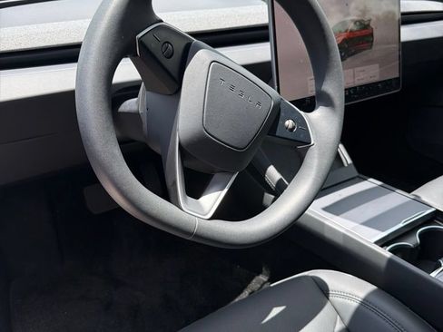 Used 2024 Tesla Model 3 RWD image 5
