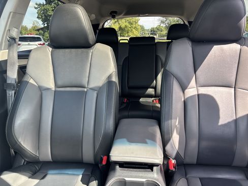 Used 2020 Subaru Outback Onyx Edition XT AWD/4WD image 9