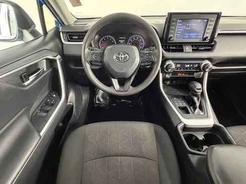 Used 2019 Toyota RAV4 XLE AWD/4WD image 26