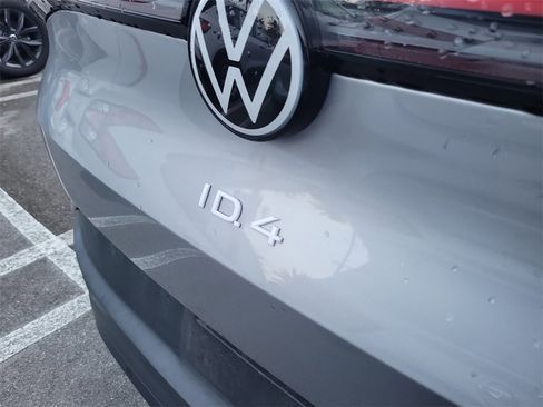Used 2023 Volkswagen ID.4 Pro S image 11