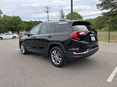 Used 2024 GMC Terrain SLT FWD image 7