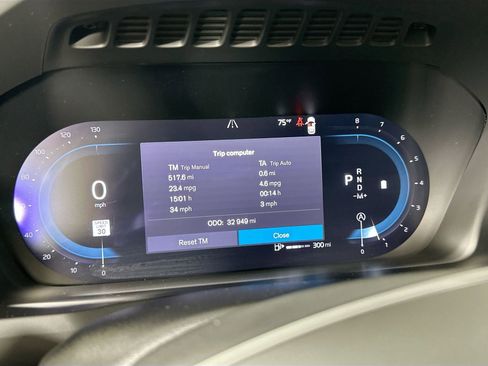 Used 2024 Volvo XC90 B6 Plus w/ Protection Package Premier image 11