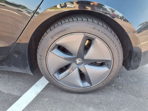 Used 2019 Tesla Model 3 AWD/4WD image 19