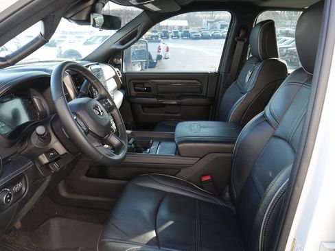 Used 2024 RAM 3500 Limited image 4