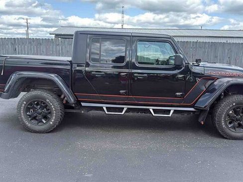 Used 2021 Jeep Gladiator Mojave AWD/4WD image 1