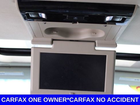 Used 2018 Chevrolet Suburban Premier image 30