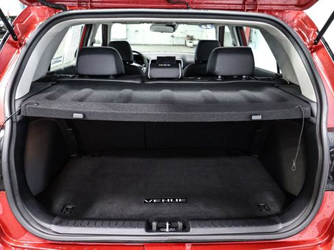 Used 2023 Hyundai Venue Limited w/ Cargo Package image 17