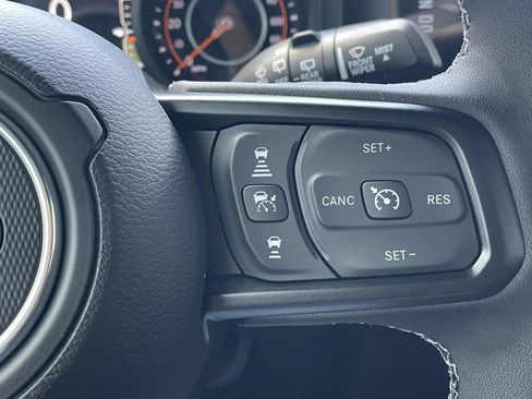 New 2025 Jeep Wrangler Unlimited Sport AWD/4WD image 31