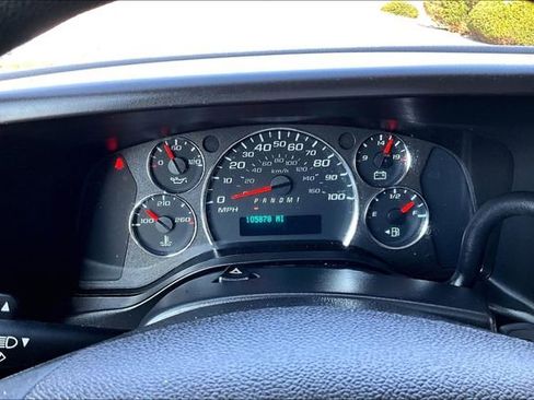 Used 2022 Chevrolet Express 2500 w/ Driver Convenience Package image 12