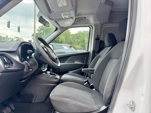 Used 2018 RAM ProMaster City Tradesman FWD image 9