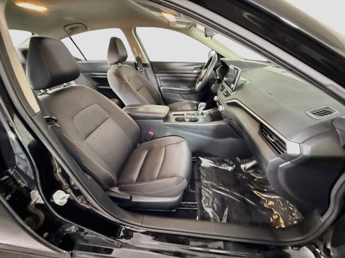 Used 2019 Nissan Altima 2.5 S FWD image 29