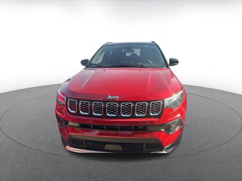 Used 2025 Jeep Compass Limited image 2