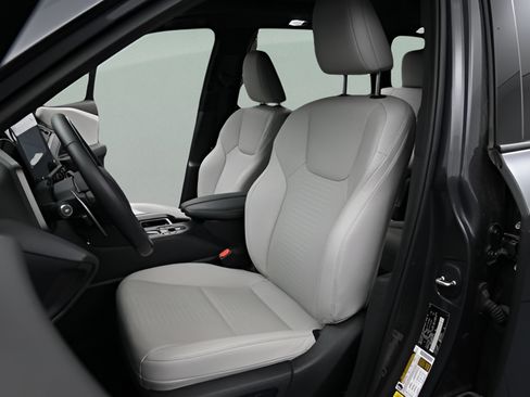 Used 2025 Lexus TX 350 AWD w/ Technology Package image 40
