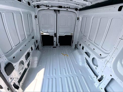 New 2026 Ford Transit 350 148 Medium Roof RWD image 10