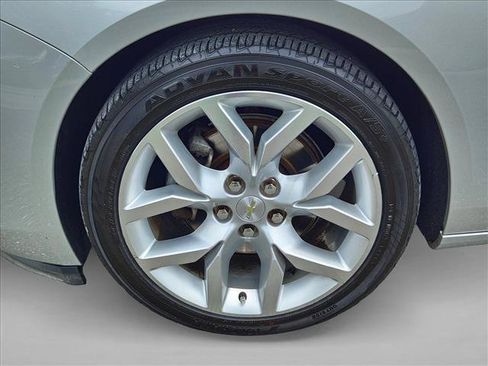 Used 2018 Chevrolet Impala Premier FWD image 23