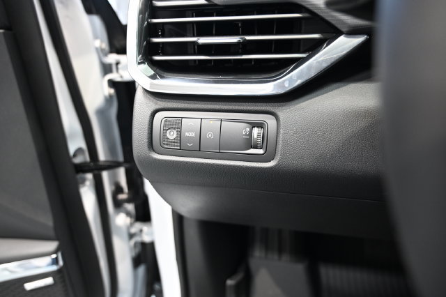 New 2027 GMC Acadia Elevation w/ Black Edition FWD image 26
