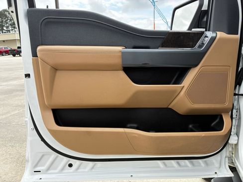 Used 2021 Ford F150 Lariat w/ Max Trailer Tow Package image 10