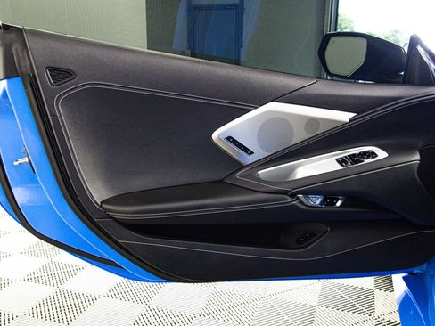 Used 2023 Chevrolet Corvette Stingray Preferred Cpe w/ Battery Protection Package RWD image 33