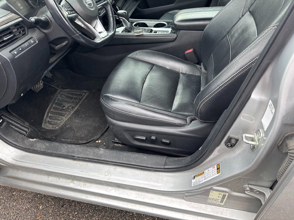 Used 2020 Nissan Altima 2.5 SL FWD image 2