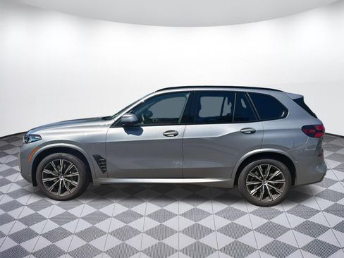 Used 2026 BMW X5 xDrive40i w/ M Sport Package AWD/4WD image 2