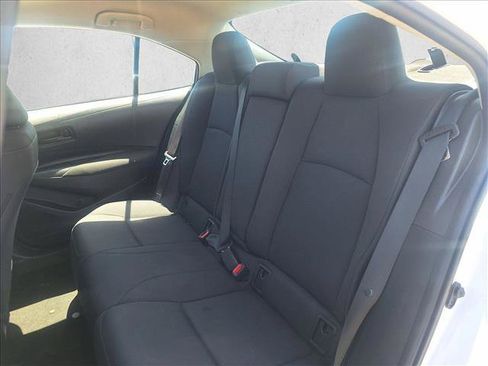 Used 2024 Toyota Corolla LE FWD image 15