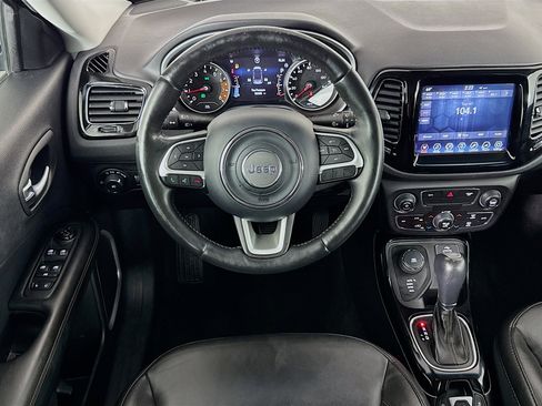 Used 2018 Jeep Compass Limited image 16