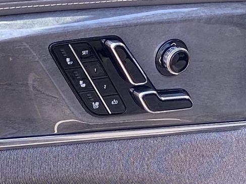 Certified 2026 Cadillac Escalade IQL Sport 1 w/ LPO, Floor Liner Package AWD/4WD image 21