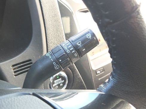 Certified 2019 Ford Explorer XLT w/ Equipment Group 202A image 42