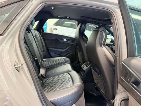 Used 2019 Audi S4 Premium Plus w/ Premium Plus Package AWD/4WD image 32