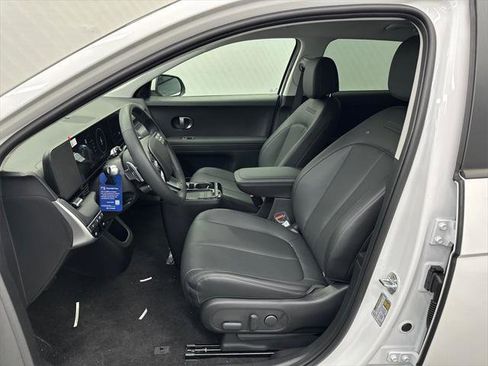 New 2026 Hyundai Ioniq 5 SEL image 9