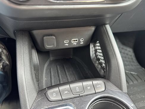 Used 2022 Chevrolet TrailBlazer ACTIV AWD/4WD image 29