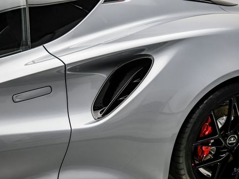 New 2026 Lotus Emira SE image 36