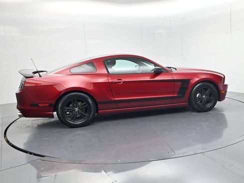 Used 2014 Ford Mustang Coupe RWD image 8