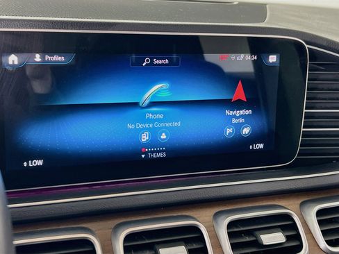 Used 2023 Mercedes-Benz GLE 350 4MATIC image 15