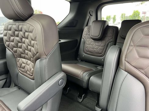 New 2026 Nissan Armada Platinum AWD/4WD image 10