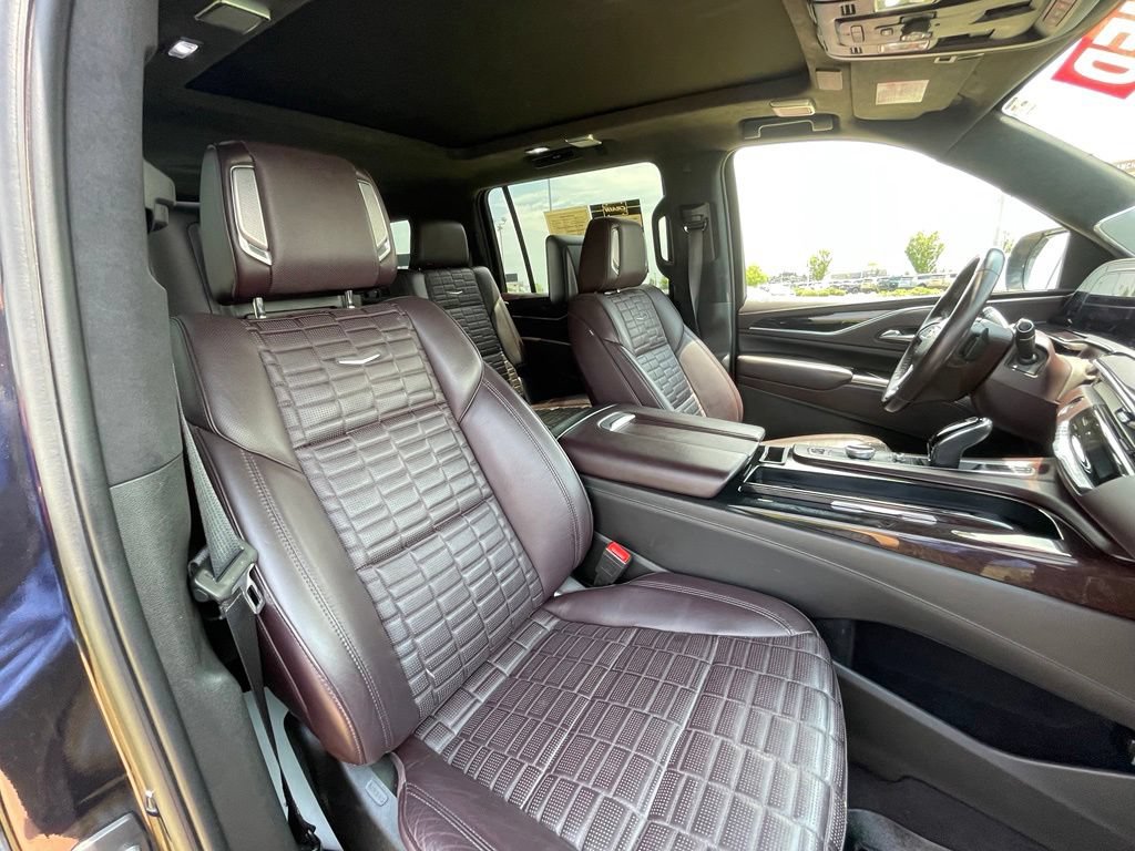 Used 2022 Cadillac Escalade ESV Sport Platinum AWD/4WD image 31