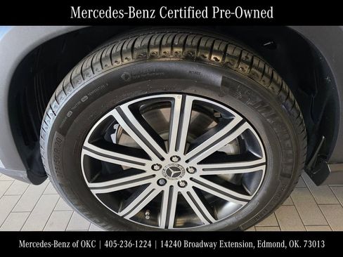 Certified 2025 Mercedes-Benz GLE 450 4MATIC image 8