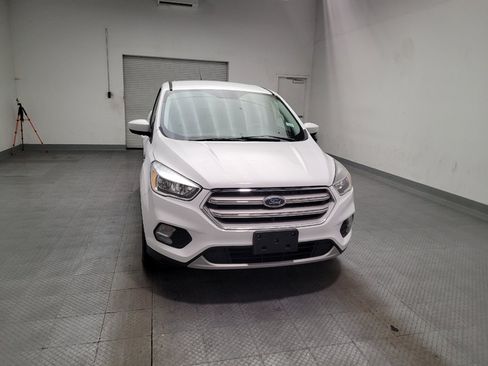 Used 2019 Ford Escape SE FWD image 14