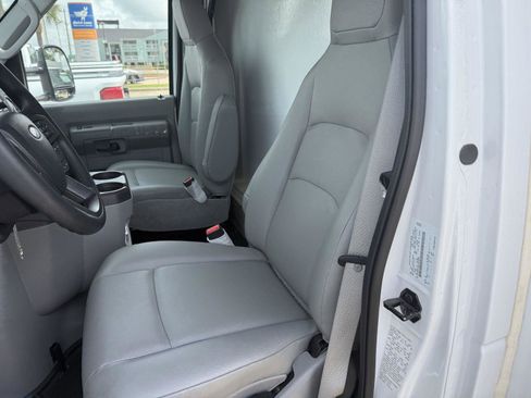 New 2026 Ford E-350 and Econoline 350 Super Duty w/ Power Equipment Group RWD image 9