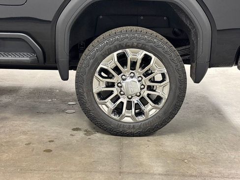 New 2026 GMC Sierra 2500 Denali w/ Denali Reserve Package AWD/4WD image 13