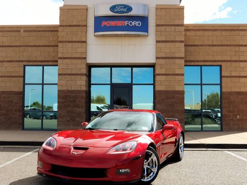Used 2011 Chevrolet Corvette Grand Sport w/ Preferred Equipment Group RWD image 2