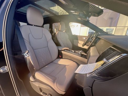 New 2026 Volvo XC60 B5 Plus w/ Protection Package Premier image 26