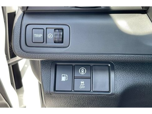 Used 2021 Honda Insight EX image 40