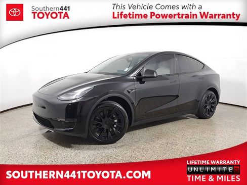 Used 2024 Tesla Model Y Long Range image 1